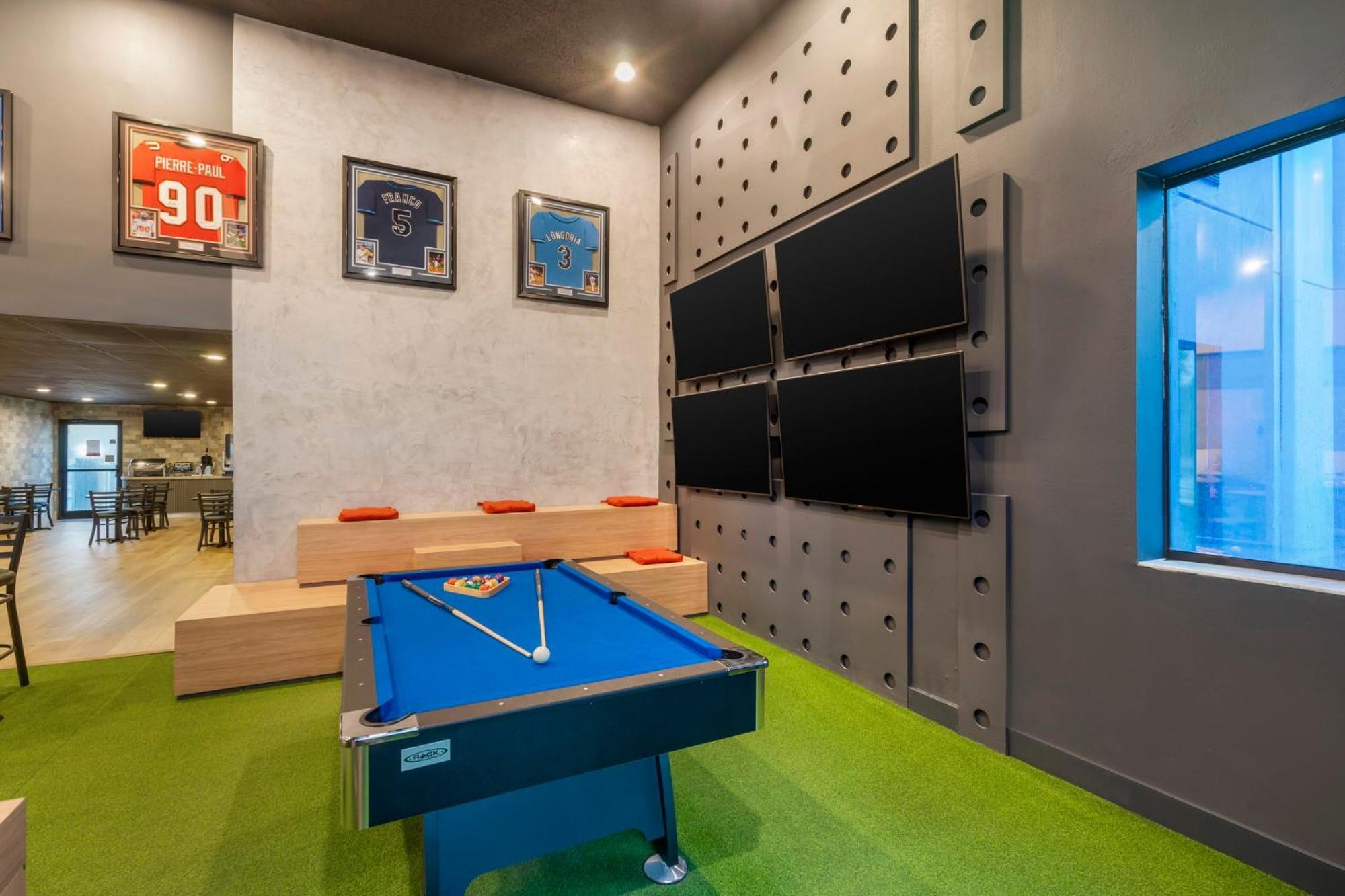 Spot X Hotel Tampa - Wesley Chapel By The Red Collection Buitenkant foto