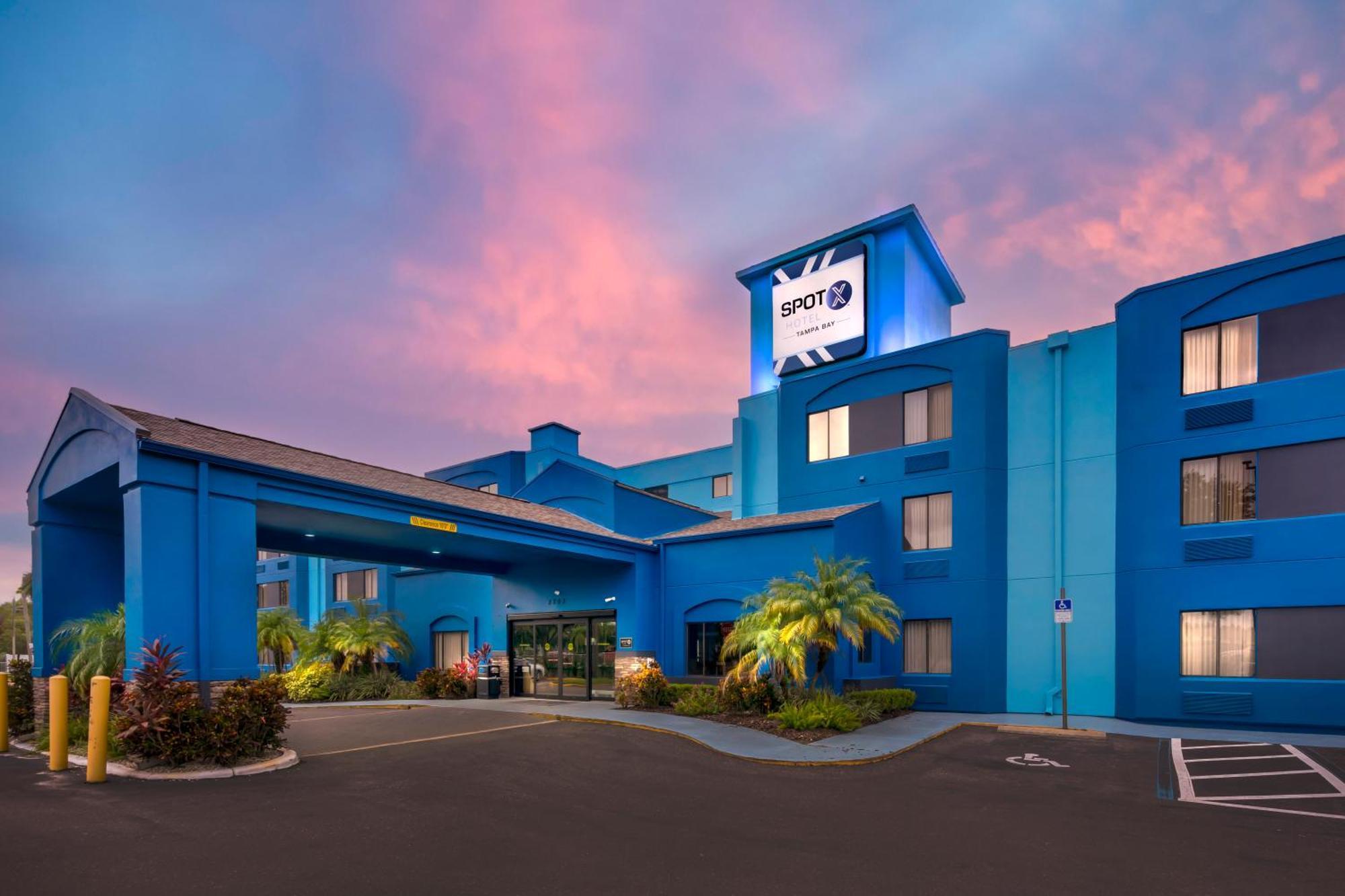 Spot X Hotel Tampa - Wesley Chapel By The Red Collection Buitenkant foto