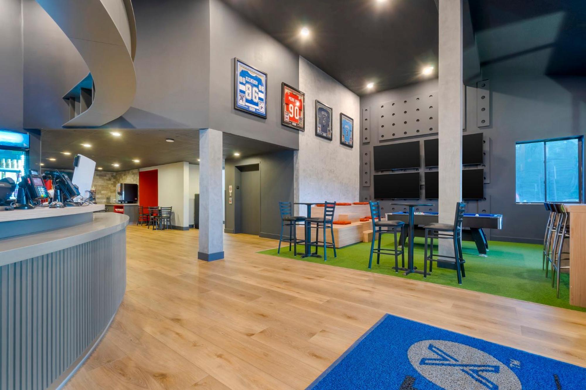 Spot X Hotel Tampa - Wesley Chapel By The Red Collection Buitenkant foto