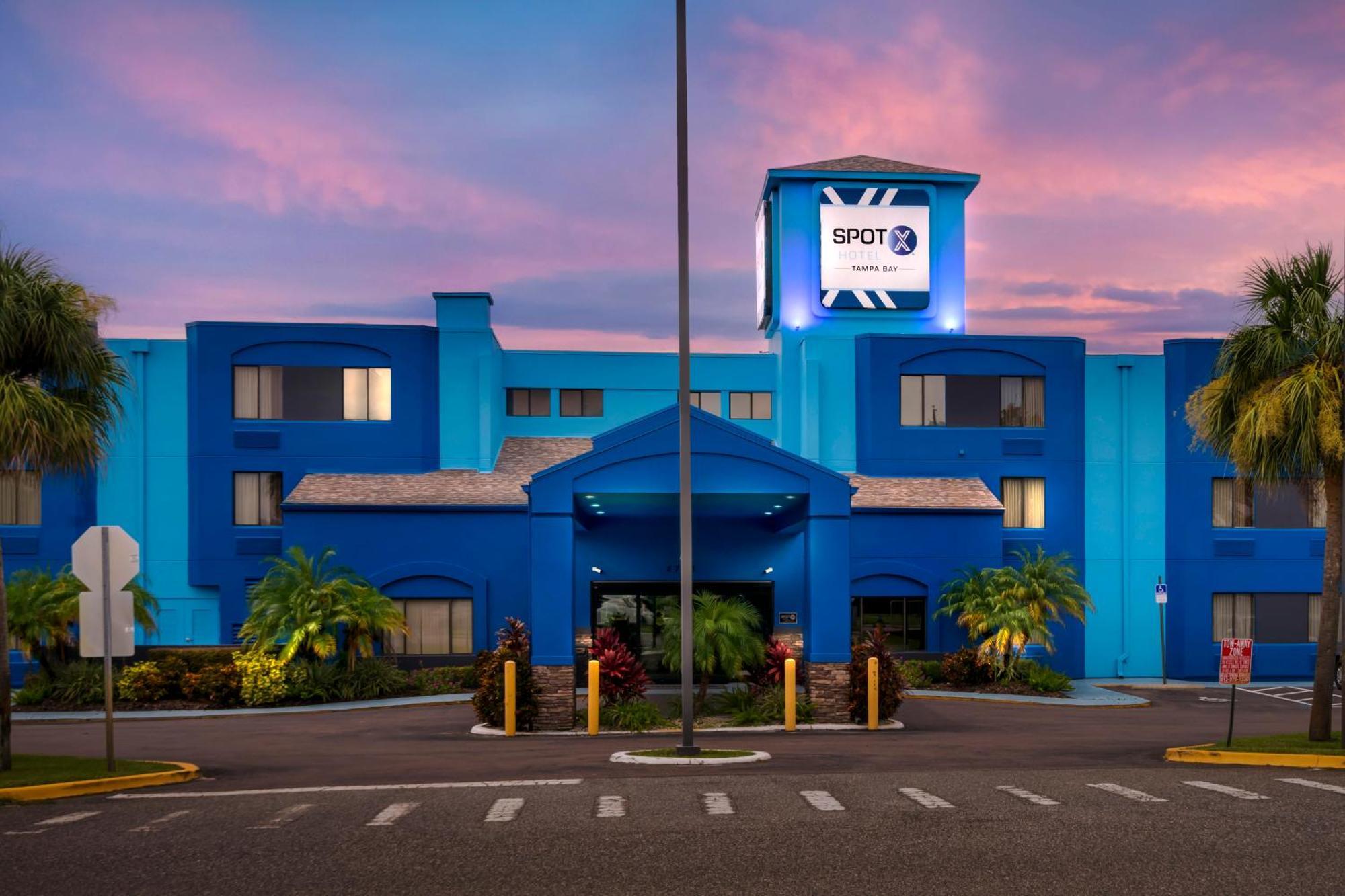 Spot X Hotel Tampa - Wesley Chapel By The Red Collection Buitenkant foto