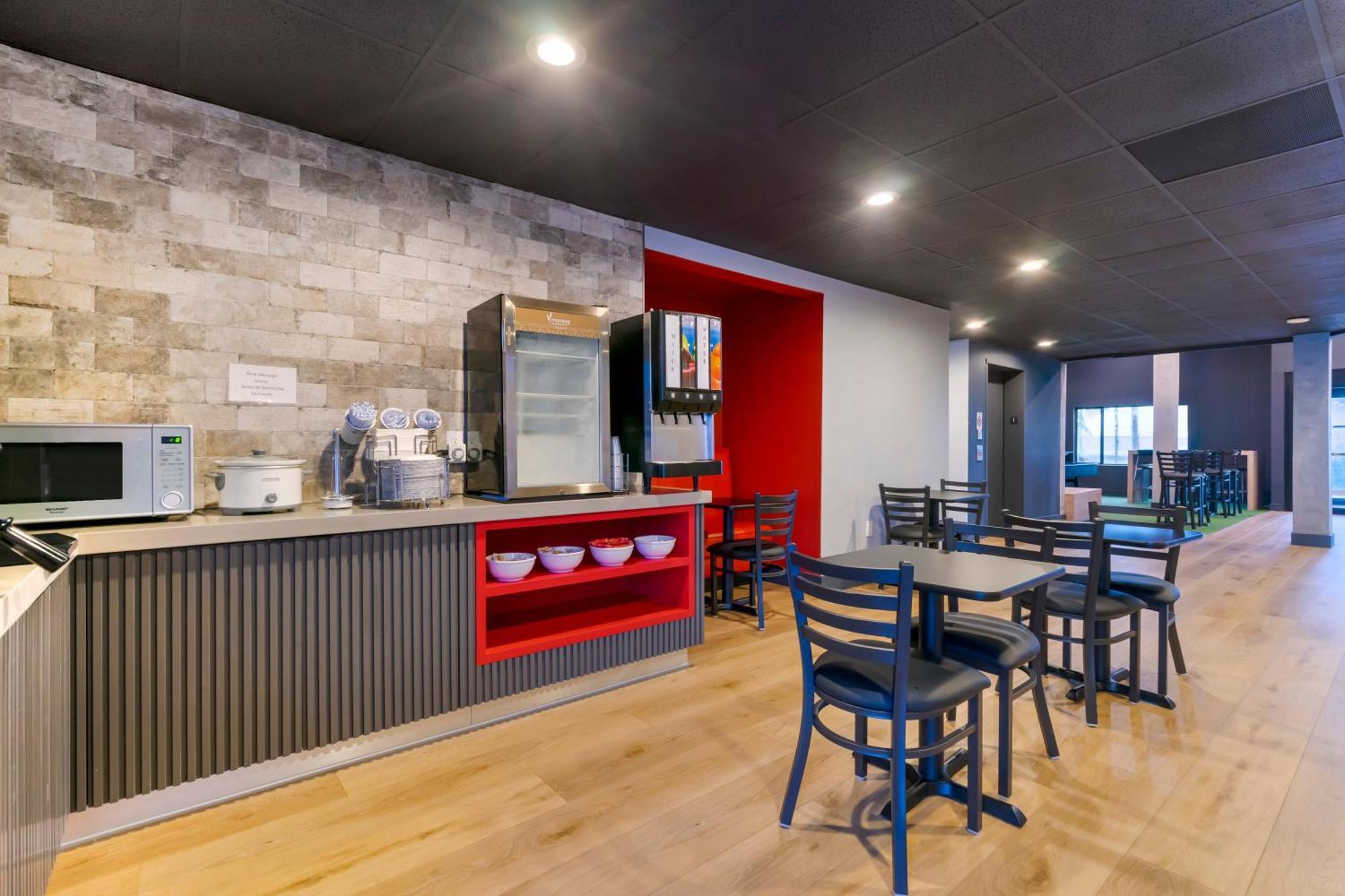 Spot X Hotel Tampa - Wesley Chapel By The Red Collection Buitenkant foto
